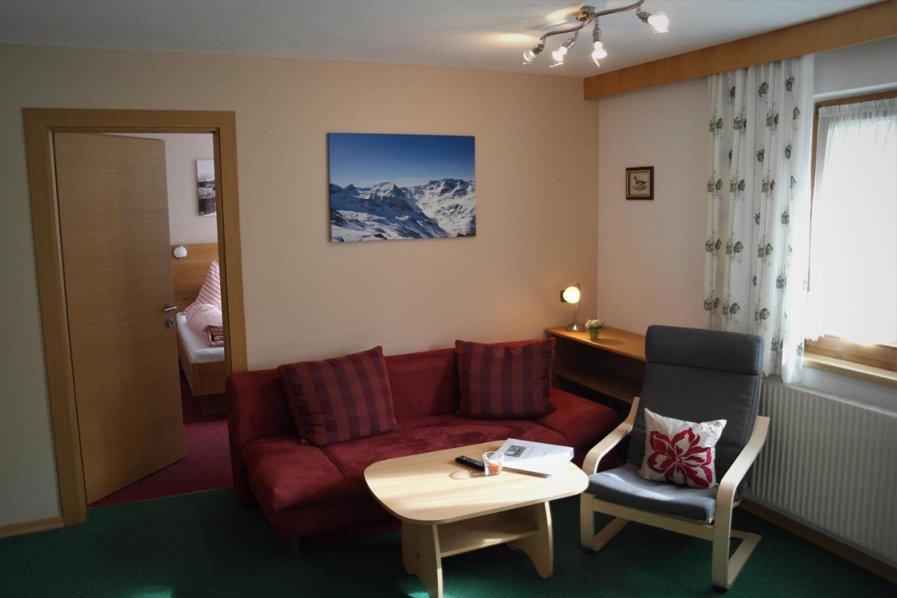 Haus Antonia Hotel Sankt Anton am Arlberg Buitenkant foto